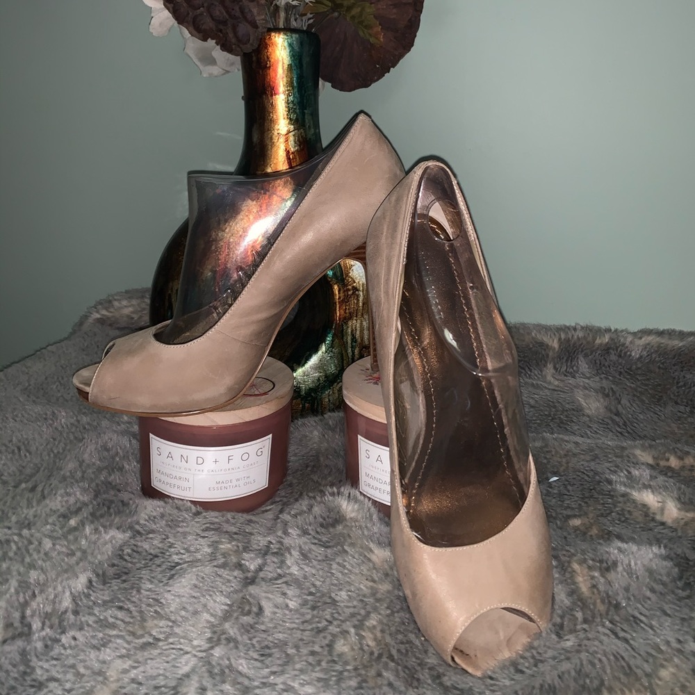 ❌❌SOLD❌❌Nine West Peep toe Heels